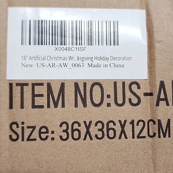 Elegant 18" Shimmery Blackberry & Blueberry Fall Holiday Country Wreath - Picture 7 of 8